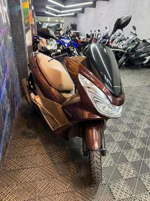 HONDA-PCX-2018