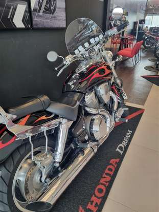 HONDA-VTX 1800C-2006