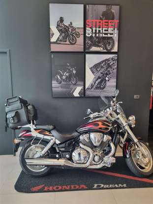 HONDA-VTX 1800C HONDA-VTX 1800C-2006