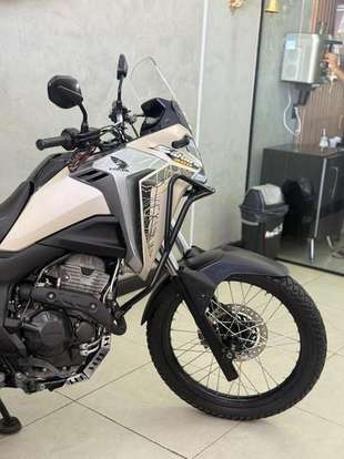 HONDA-XRE 300 SAHARA-2025