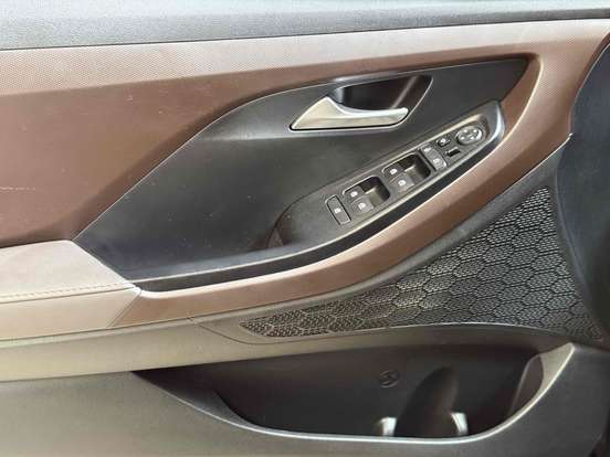 HYUNDAI-CRETA-2023