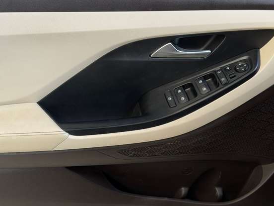 HYUNDAI-CRETA-2.0 FLEX ULTIMATE AUTOMÁTICO HYUNDAI-CRETA-2021