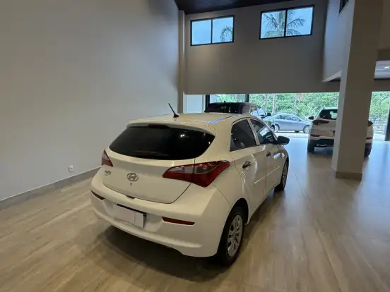 HYUNDAI-HB20-2016