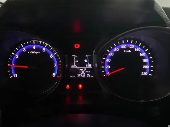 HYUNDAI-HB20-2016