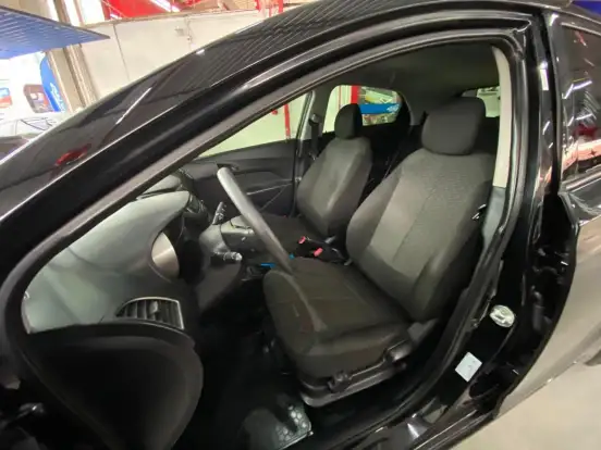 HYUNDAI-HB20-2016