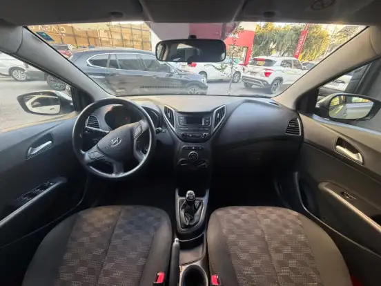 HYUNDAI-HB20-2018
