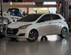 HYUNDAI HB20 1.6 R SPEC 16V FLEX 4P AUTOMÁTICO HYUNDAI HB20 1.6 R SPEC 16V FLEX 4P AUTOMÁTICO