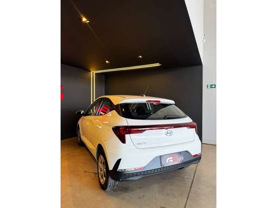 HYUNDAI-HB20-1.0 12V FLEX COMFORT PLUS MANUAL HYUNDAI-HB20-2025