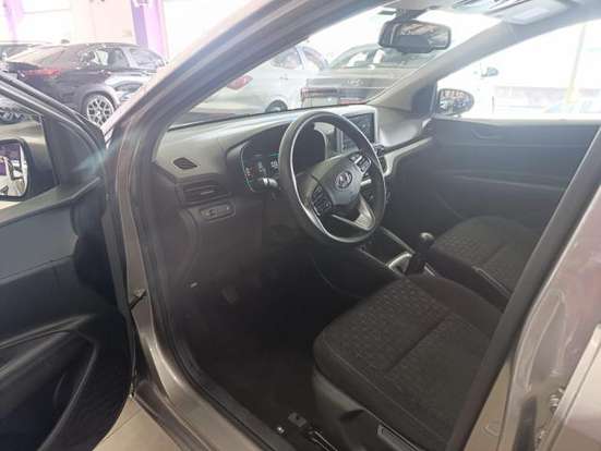 HYUNDAI-HB20-2025