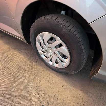 HYUNDAI-HB20-2023