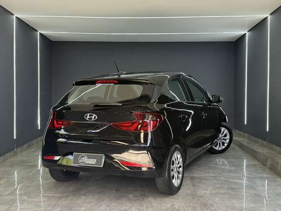 HYUNDAI-HB20-2022