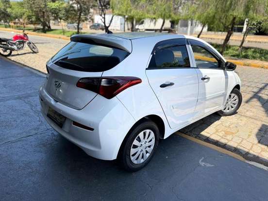 HYUNDAI-HB20-2018