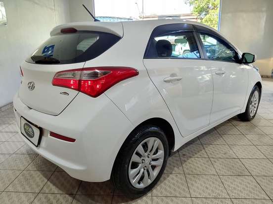 HYUNDAI-HB20-2017