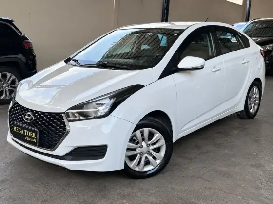 HYUNDAI HB20S 1.6 COMFORT PLUS 16V FLEX 4P AUTOMÁTICO