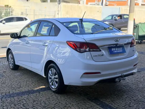 HYUNDAI-HB20S-1.6 COMFORT PLUS 16V FLEX 4P MANUAL HYUNDAI-HB20S-2018