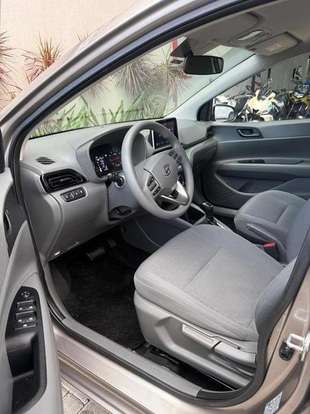HYUNDAI-HB20S-2024