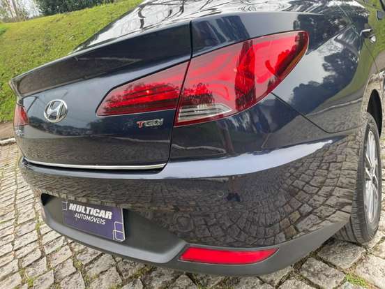 HYUNDAI-HB20S-2020