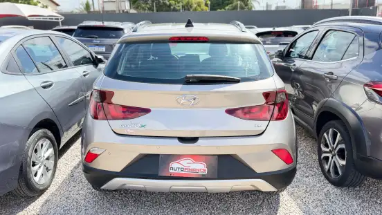 HYUNDAI-HB20X-2020