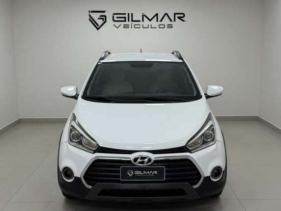 HYUNDAI-HB20X-1.6 16V PREMIUM FLEX 4P AUTOMÁTICO HYUNDAI-HB20X-2016