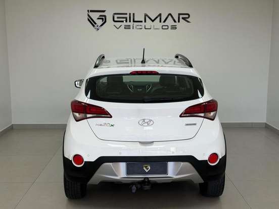 HYUNDAI-HB20X-1.6 16V PREMIUM FLEX 4P AUTOMÁTICO HYUNDAI-HB20X-2017