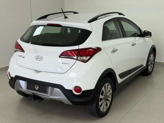 HYUNDAI-HB20X-1.6 16V PREMIUM FLEX 4P AUTOMÁTICO HYUNDAI-HB20X-2017