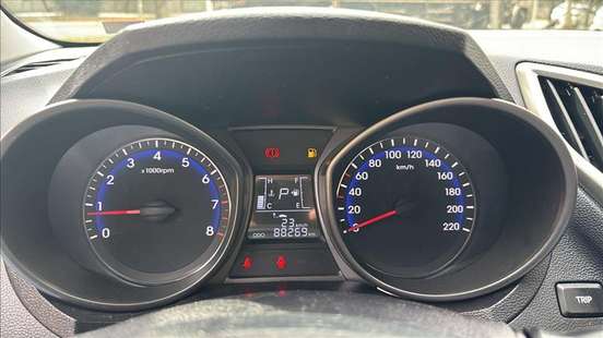 HYUNDAI-HB20X-1.6 16V STYLE FLEX 4P AUTOMÁTICO HYUNDAI-HB20X-2015