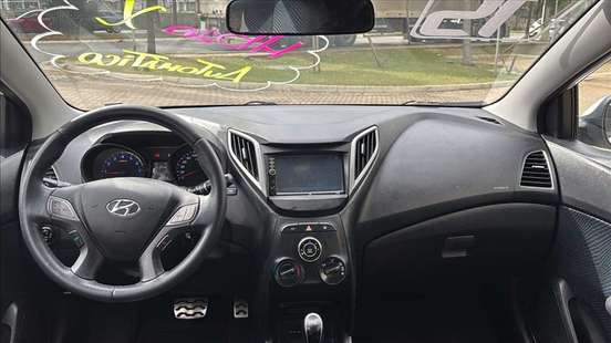 HYUNDAI-HB20X-1.6 16V STYLE FLEX 4P AUTOMÁTICO HYUNDAI-HB20X-2015