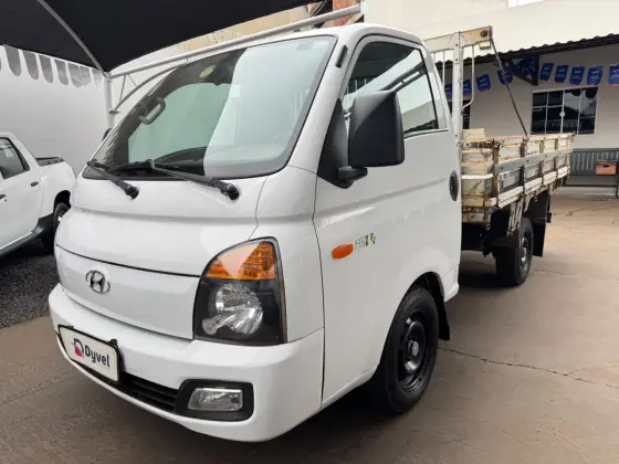 HYUNDAI HR 2.5 LONGO SEM CAÇAMBA 4X2 16V 130CV TURBO INTERCOOLER DIESEL 2P MANUAL