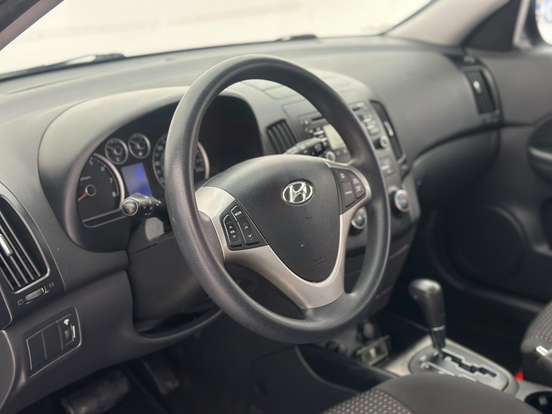 HYUNDAI-I30-2011