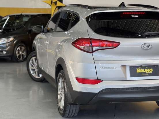 HYUNDAI-TUCSON-1.6 16V T-GDI GASOLINA GLS ECOSHIFT HYUNDAI-TUCSON-2018