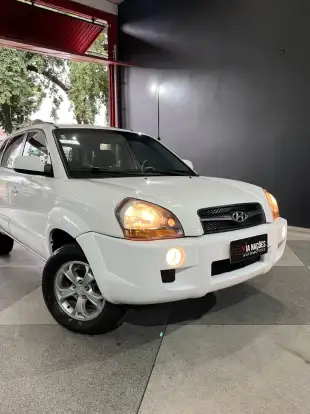 HYUNDAI-TUCSON-2015