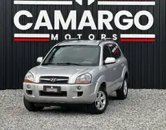 HYUNDAI TUCSON 2.0 MPFI GLS 16V 143CV 2WD FLEX 4P AUTOMÁTICO HYUNDAI TUCSON 2.0 MPFI GLS 16V 143CV 2WD FLEX 4P AUTOMÁTICO
