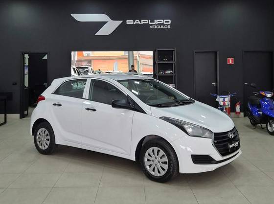 HYUNDAI HB20 1.0 COMFORT 12V FLEX 4P MANUAL