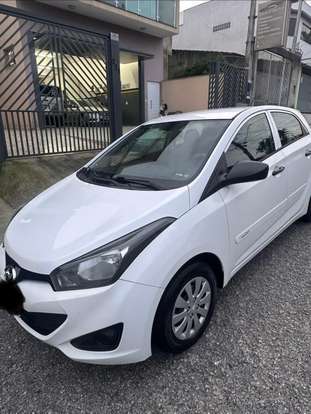 HYUNDAI-HB20-2013