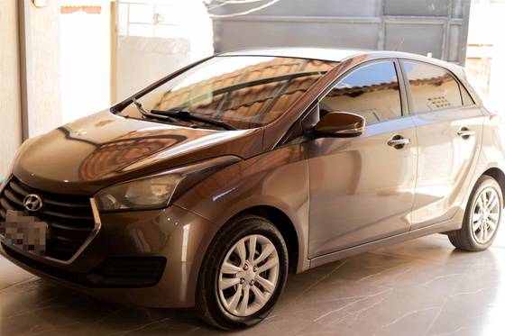 HYUNDAI HB20 1.0 COMFORT PLUS 12V FLEX 4P MANUAL