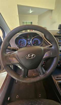 HYUNDAI-HB20-2016