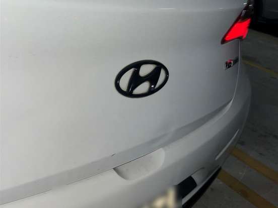 HYUNDAI-HB20-1.6 SPICY 16V FLEX 4P MANUAL HYUNDAI-HB20-2015