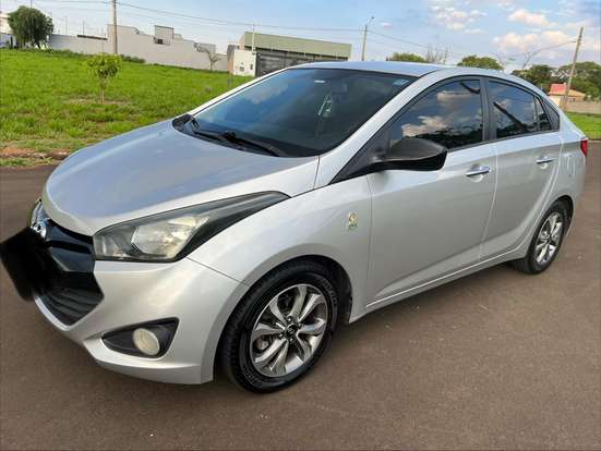 HYUNDAI-HB20S-2014