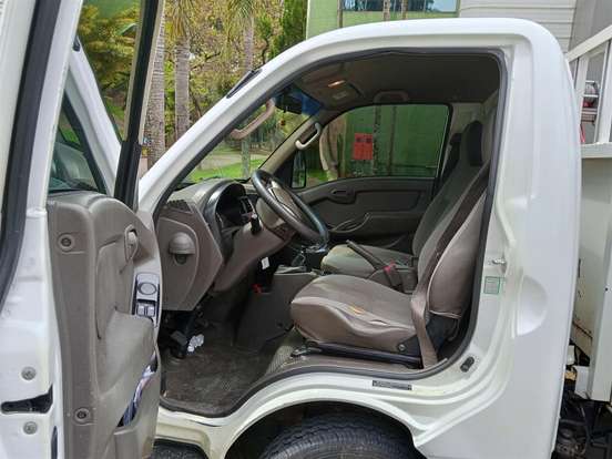 HYUNDAI-HR-2.5 LONGO SEM CAÇAMBA 4X2 16V 130CV TURBO INTERCOOLER DIESEL 2P MANUAL HYUNDAI-HR-2018