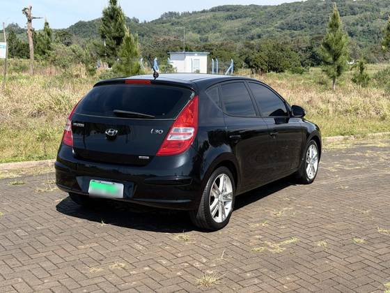HYUNDAI I30 2.0 MPI 16V GASOLINA 4P MANUAL