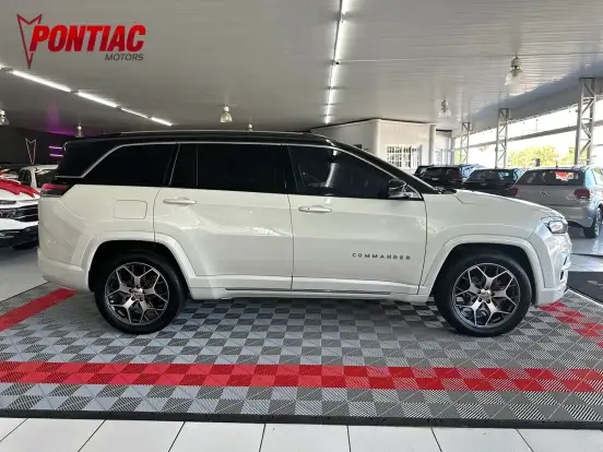 JEEP-COMMANDER-2022