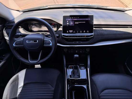 JEEP-COMMANDER-2024