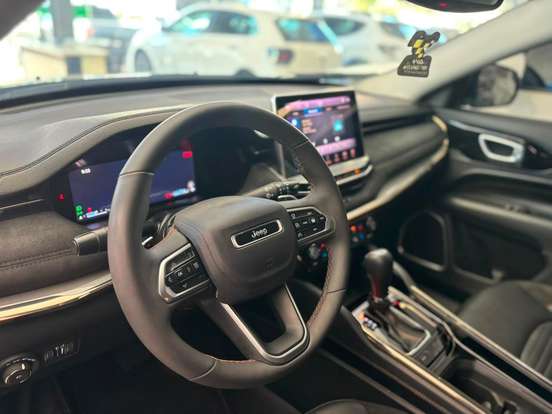 JEEP-COMMANDER-2025