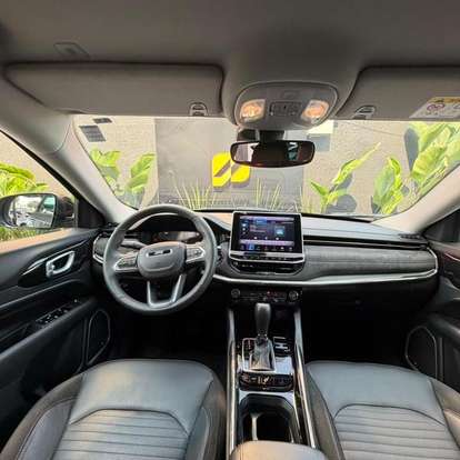 JEEP-COMMANDER-2025