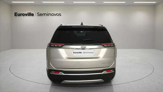 JEEP-COMMANDER-2023