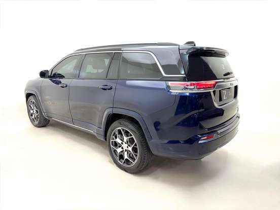 JEEP-COMMANDER-2022