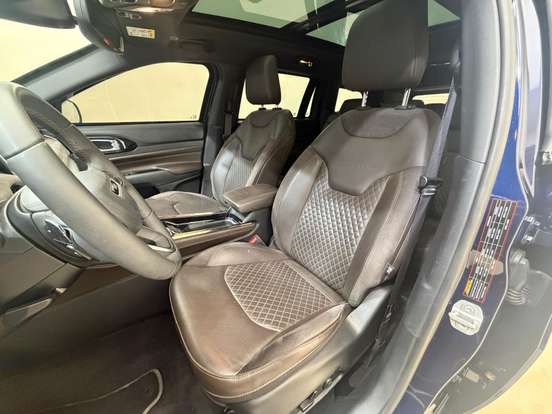 JEEP-COMMANDER-2022