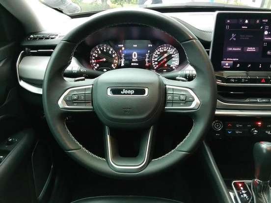 JEEP-COMMANDER-2022