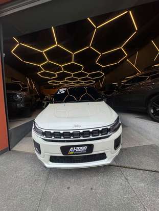 JEEP-COMMANDER-2025