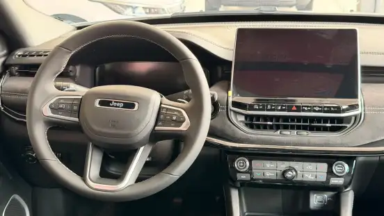 JEEP-COMMANDER-2025